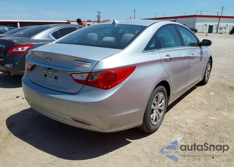 2012 Hyundai Sonata Gls z USA, uszkodzony, nr VIN 5NPEB4AC8CH399926